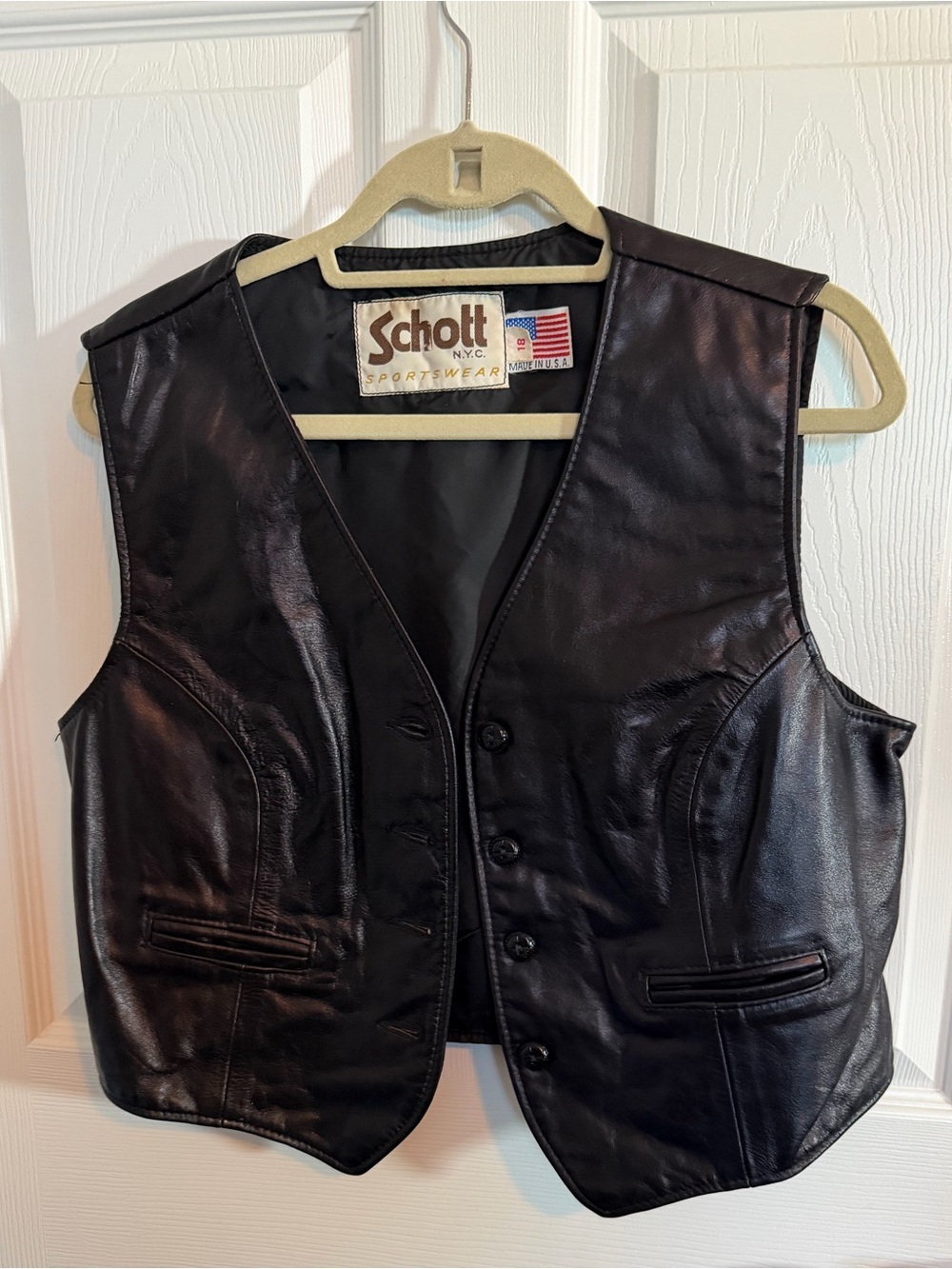 Vintage Schott NYC Black Leather Vest Women’s Size 18 Made in USA 🇺🇸